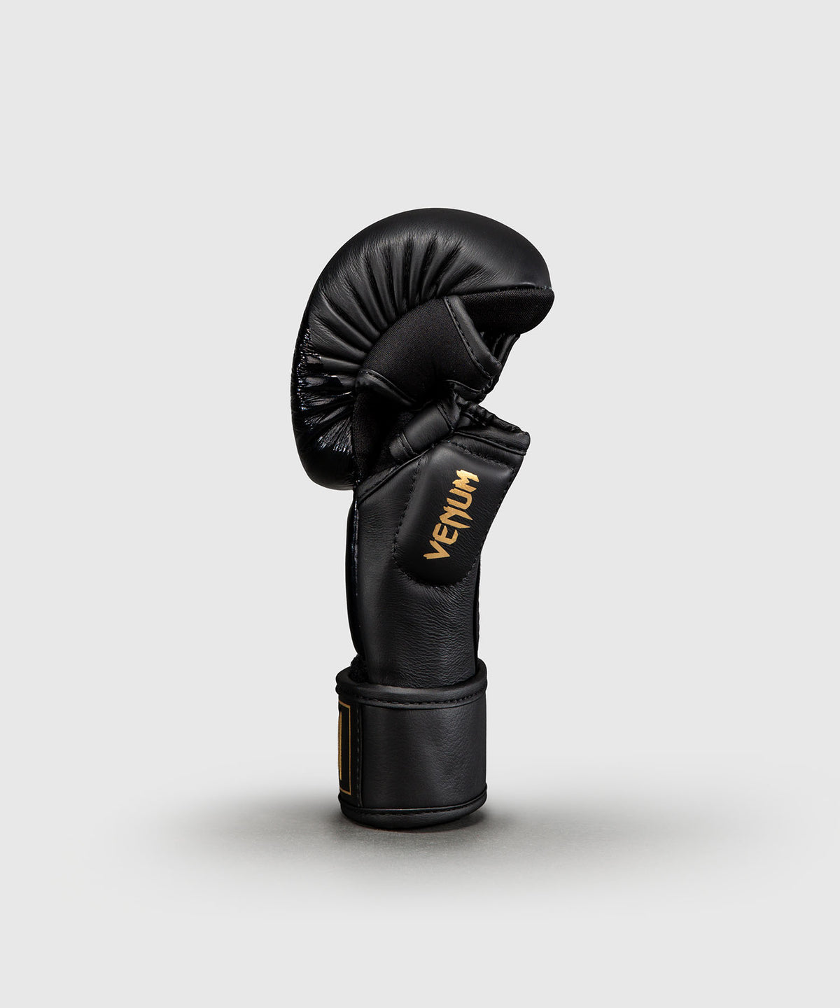Gants de Sparring en Cuir Venum Attack 2.0 – Noir/Or