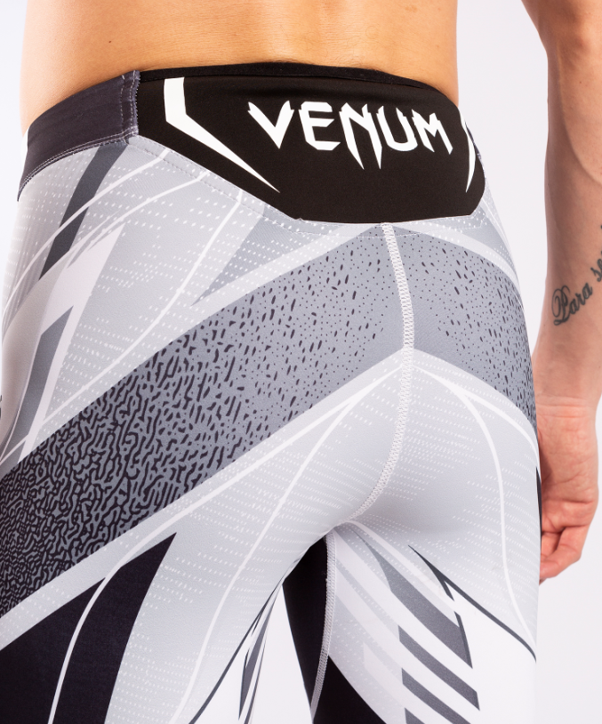Venum Pro Line Herren UFC Kompressionsshorts - Weiß