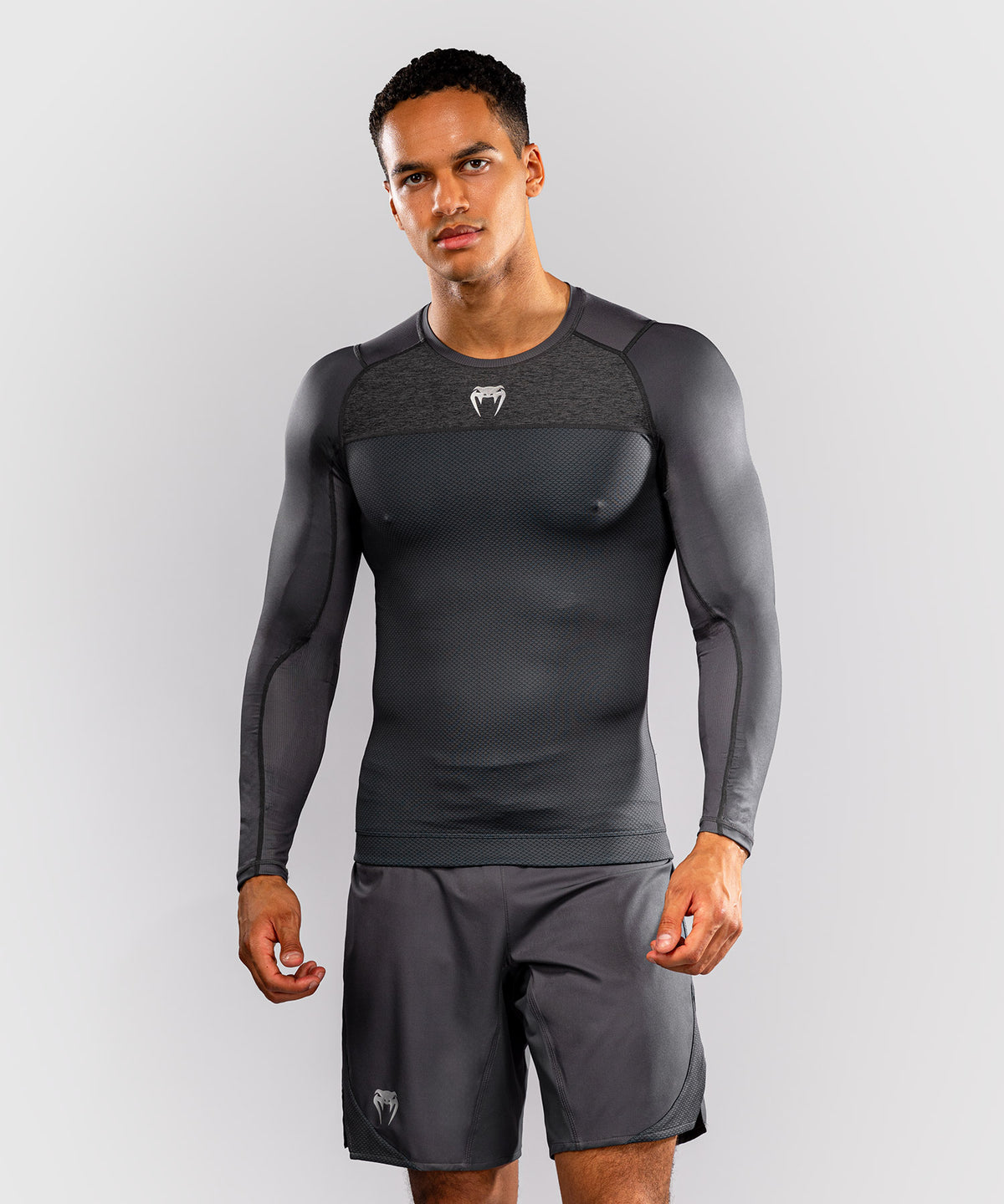 Venum G-Fit Scale Langarm-Rashguard - Grau