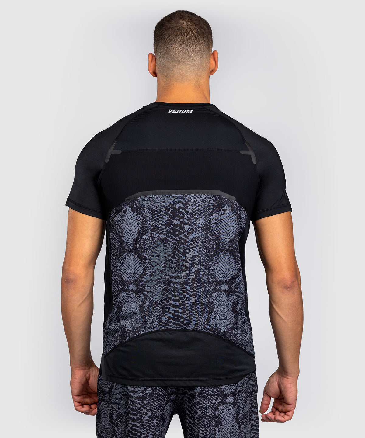 Venum G-Fit Scales Maglietta Dry Tech – Nero/Grigio Carbone