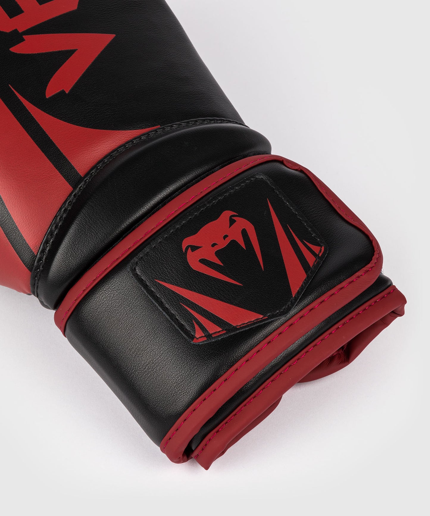 Venum Challenger 2.5 Boxhandschuhe – Schwarz/Rot