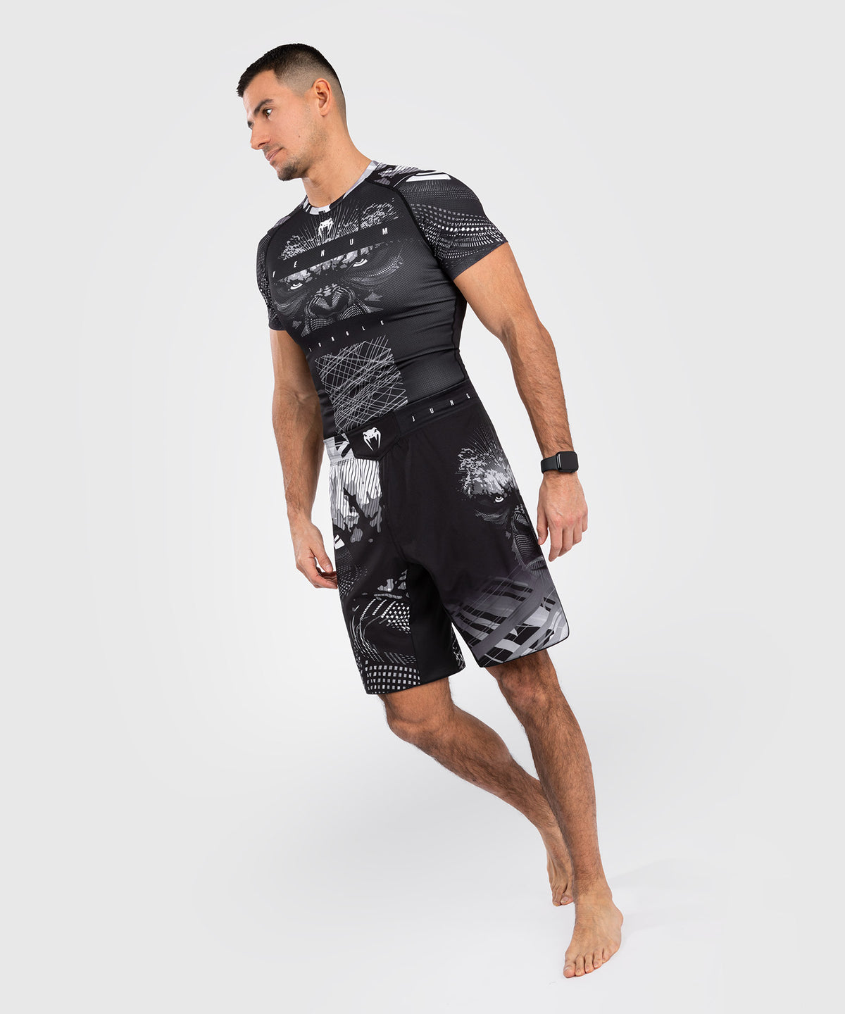 Venum Gorilla Jungle Pantaloncini da combattimento - Nero/Bianco