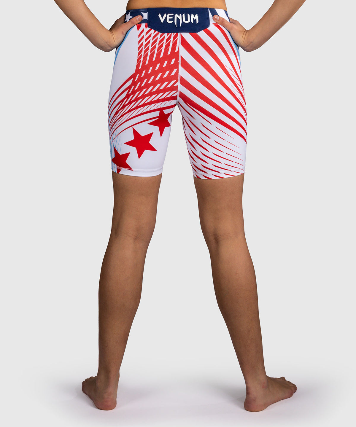 Official UFC Freedom 250 by Venum Authentic Pantaloncini Vale Tudo taglio lungo da donna - Bianco
