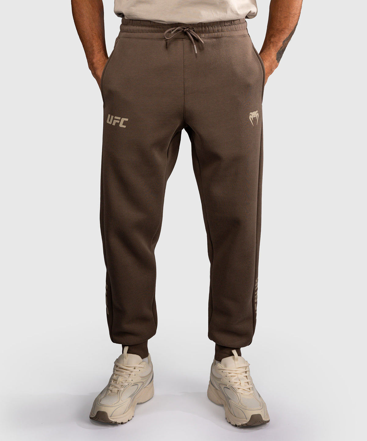 Venum UFC Unity by Venum Authentic Fight Week Herren-Baumwollhose - Braun