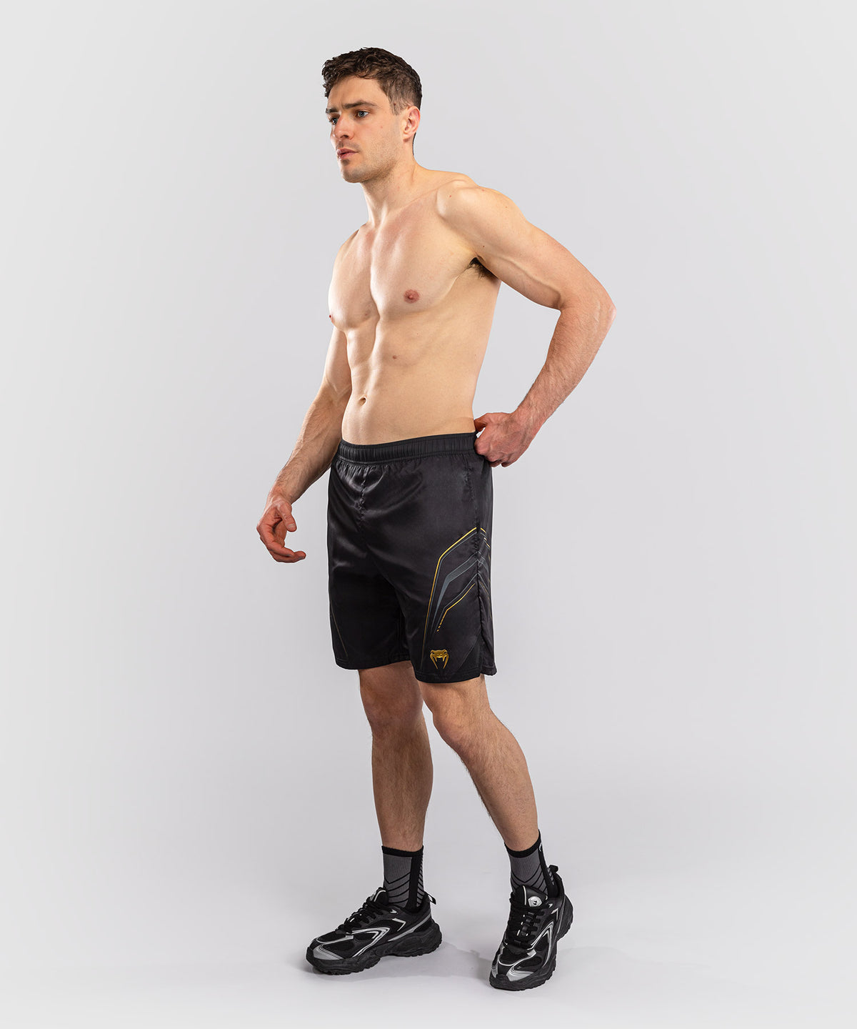 Venum Streamline Training Shorts - Black/Gold