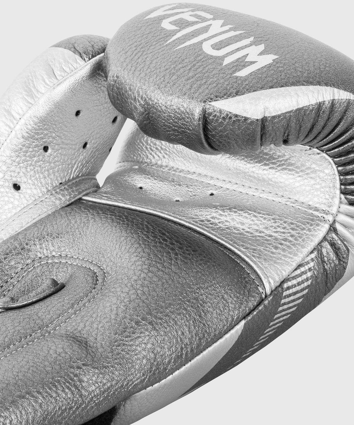 Venum Impact Boxhandschuhe