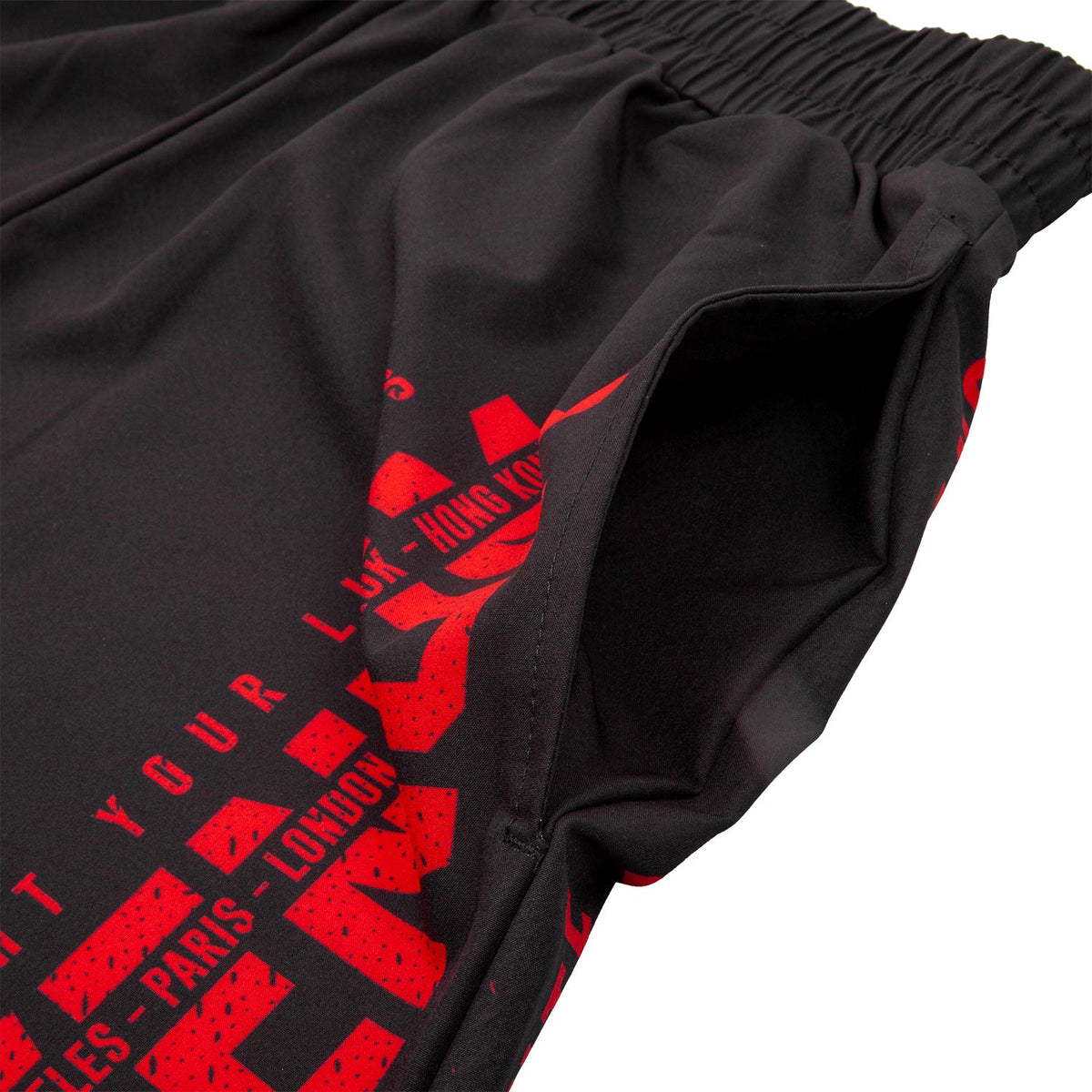 Venum Signature Training Shorts - Black/Red