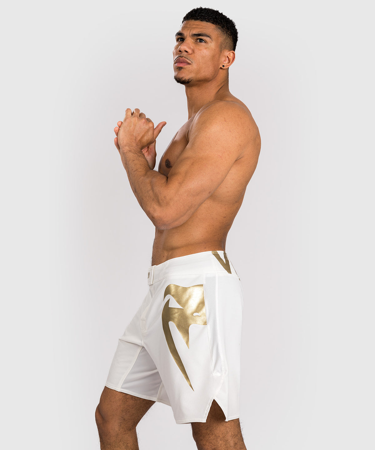 Shorts de combat Venum Light 5.0 - Blanc/Or