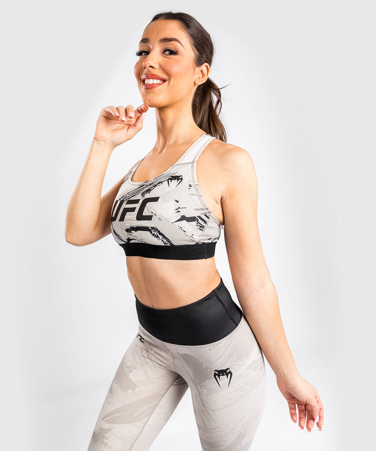 Sujetador deportivo UFC Venum Authentic Fight Week 2.0 - Arena