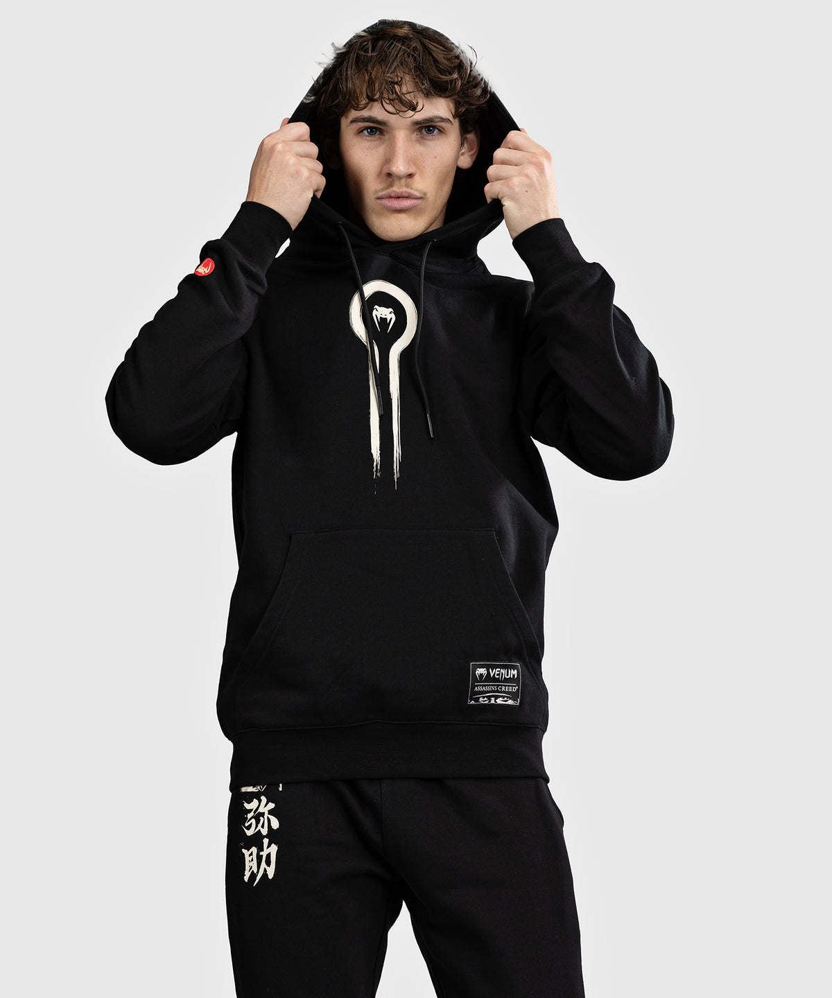 Sweat à capuche Venum x Assassin's Creed Shadows - Noir