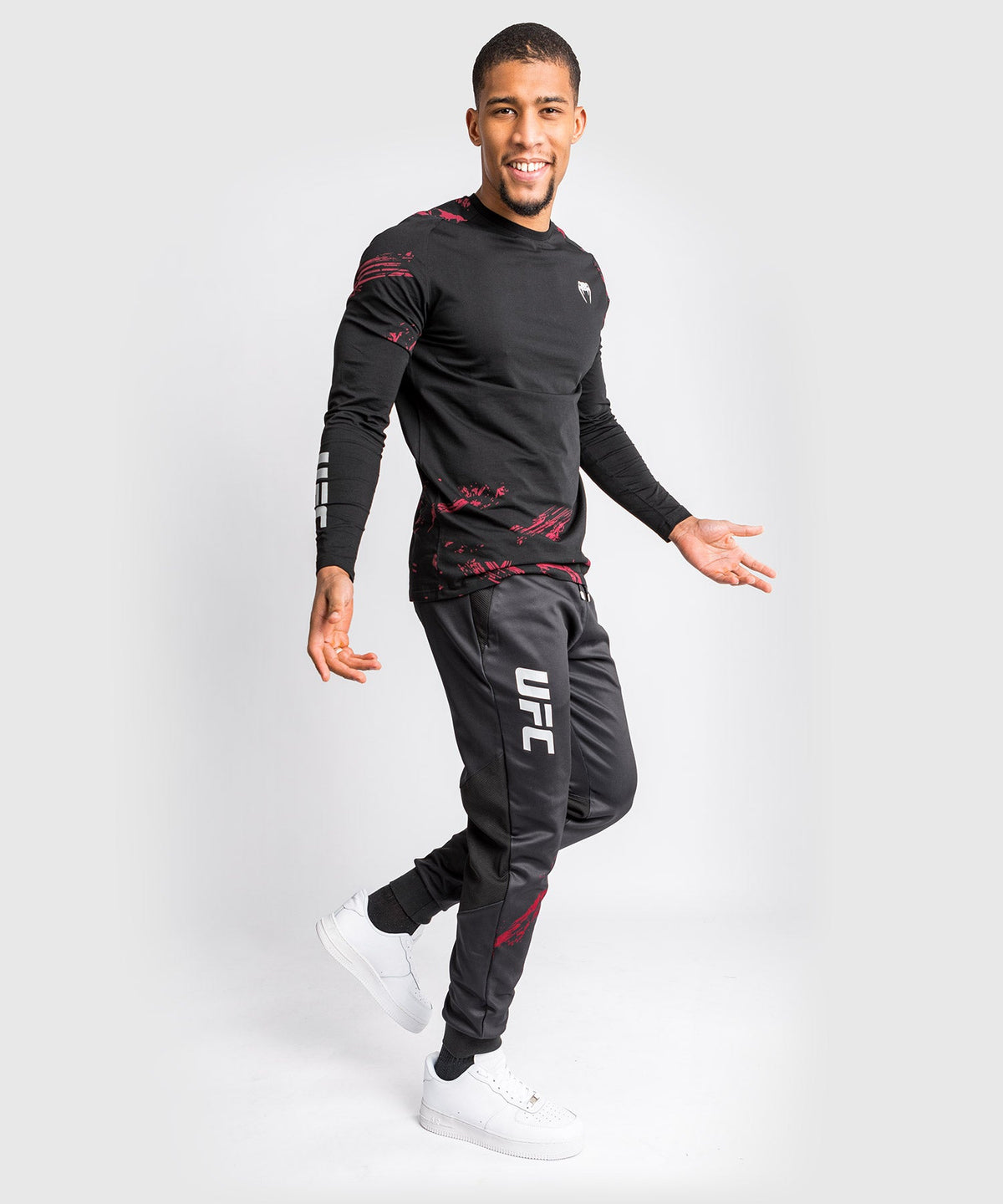Venum Authentic Fight Week 2.0 UFC-Jogginghose - Schwarz/Rot