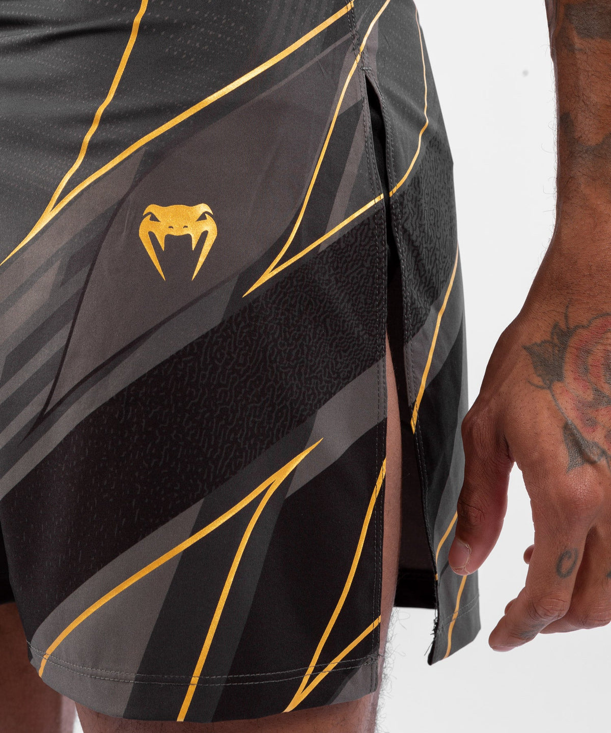 Fightshort Man UFC Venum Authentic Fight Night Gladiator - Champion
