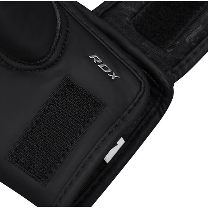 RDX F15 MMA-Handschuhe - Mattschwarz