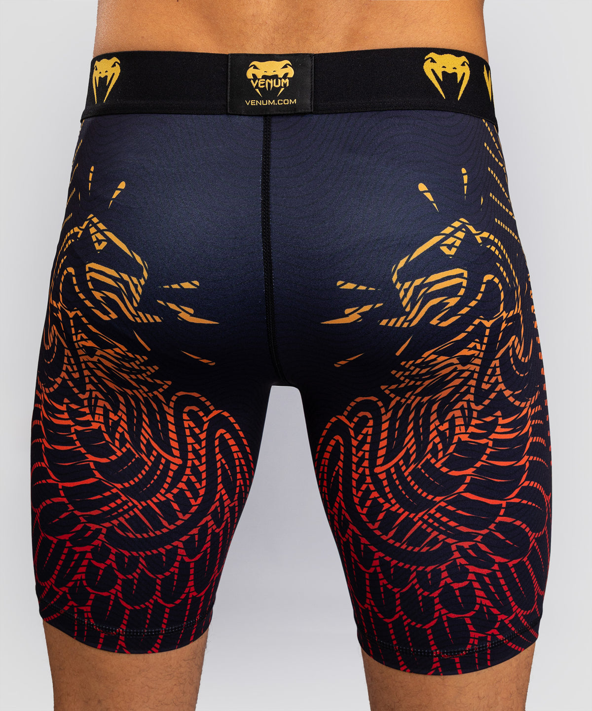 Short de Compression Venum Quetzal Fury - Noir/Rouge Fury/Mandarine