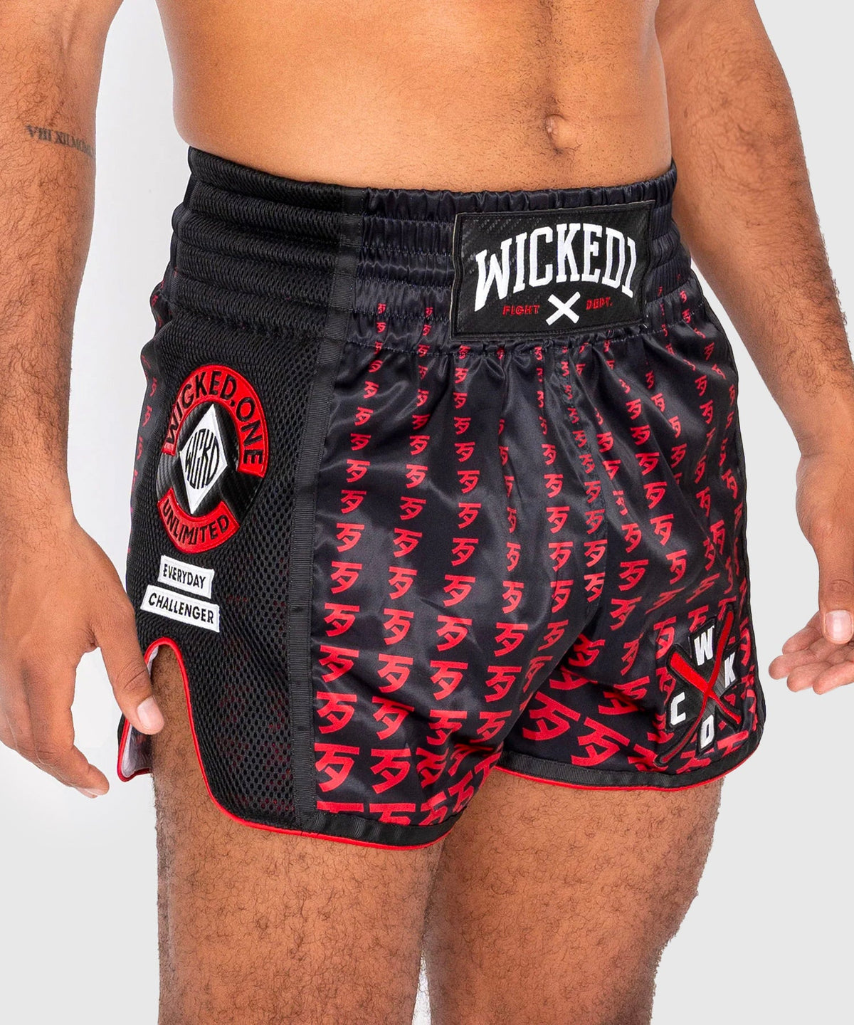 Wicked One Infinit Pantaloncini da Muay Thai - Nero/Rosso