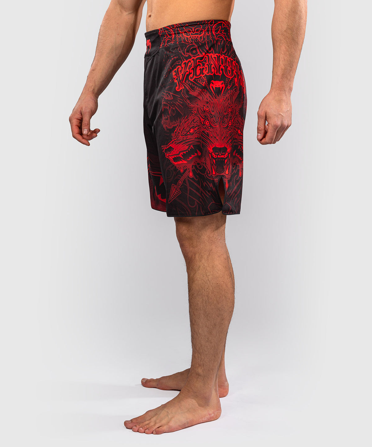 Venum Wolf Atak Fightshorts – Schwarz/Rot