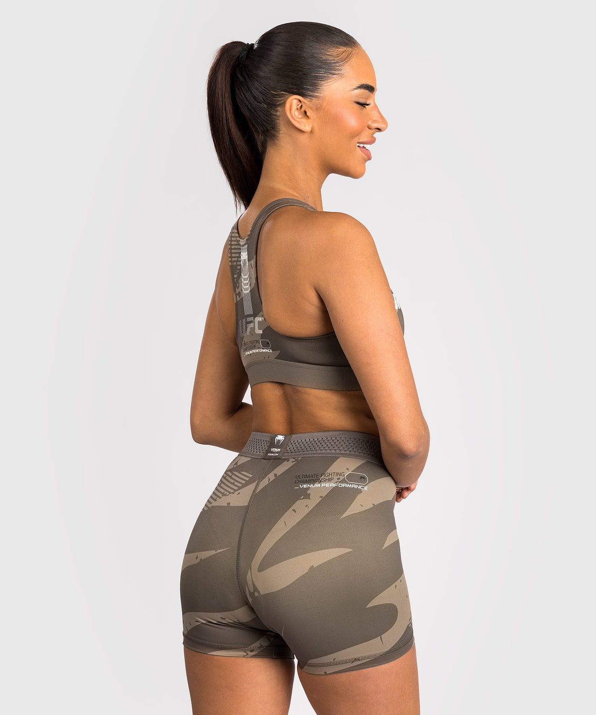 UFC Adrenaline by Venum Fight Week Short de Vale Tudo per Donna - Desert Camo