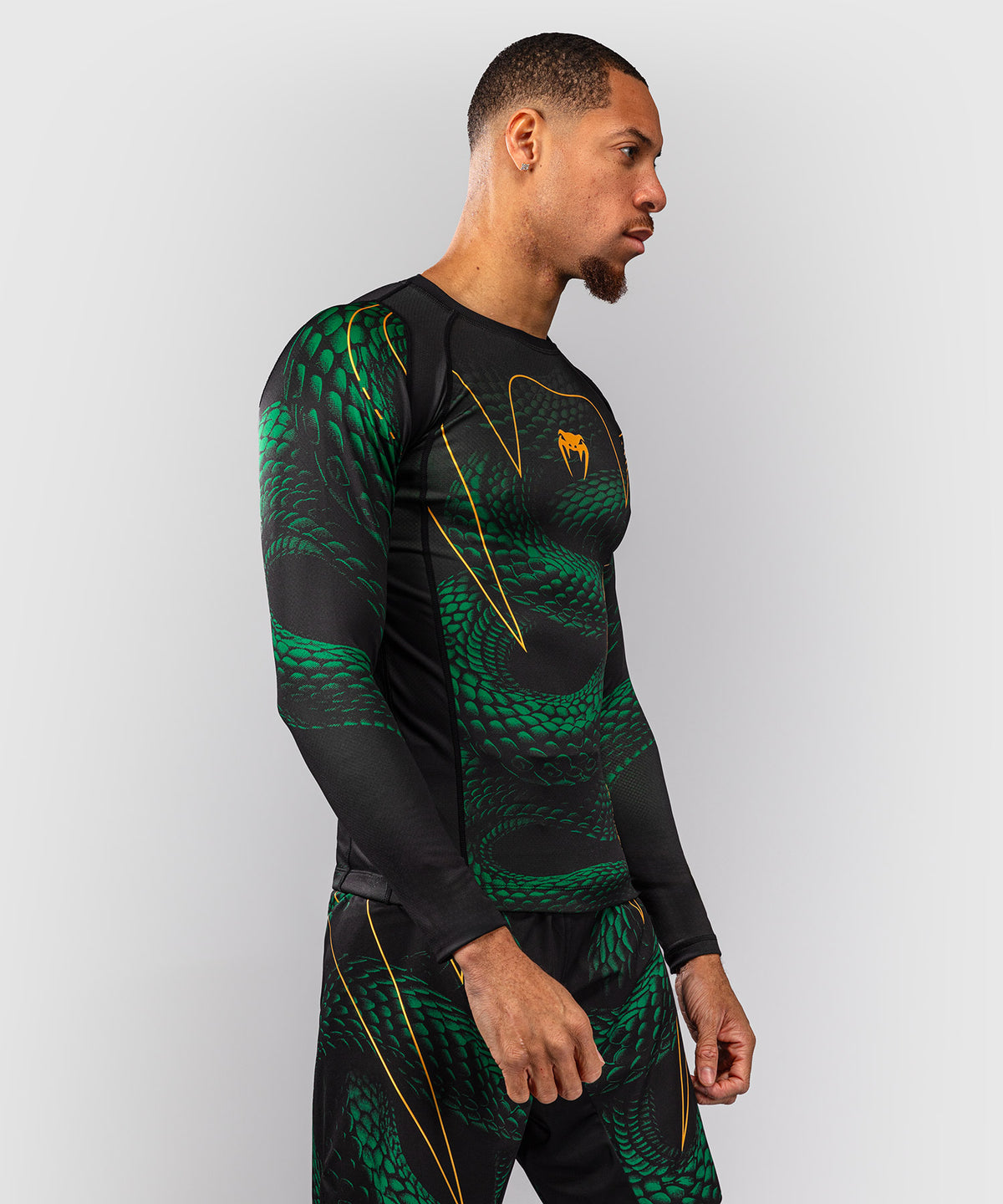 Venum Matupa Rashguard a Maniche Lunghe - Nero/Verde/Oro