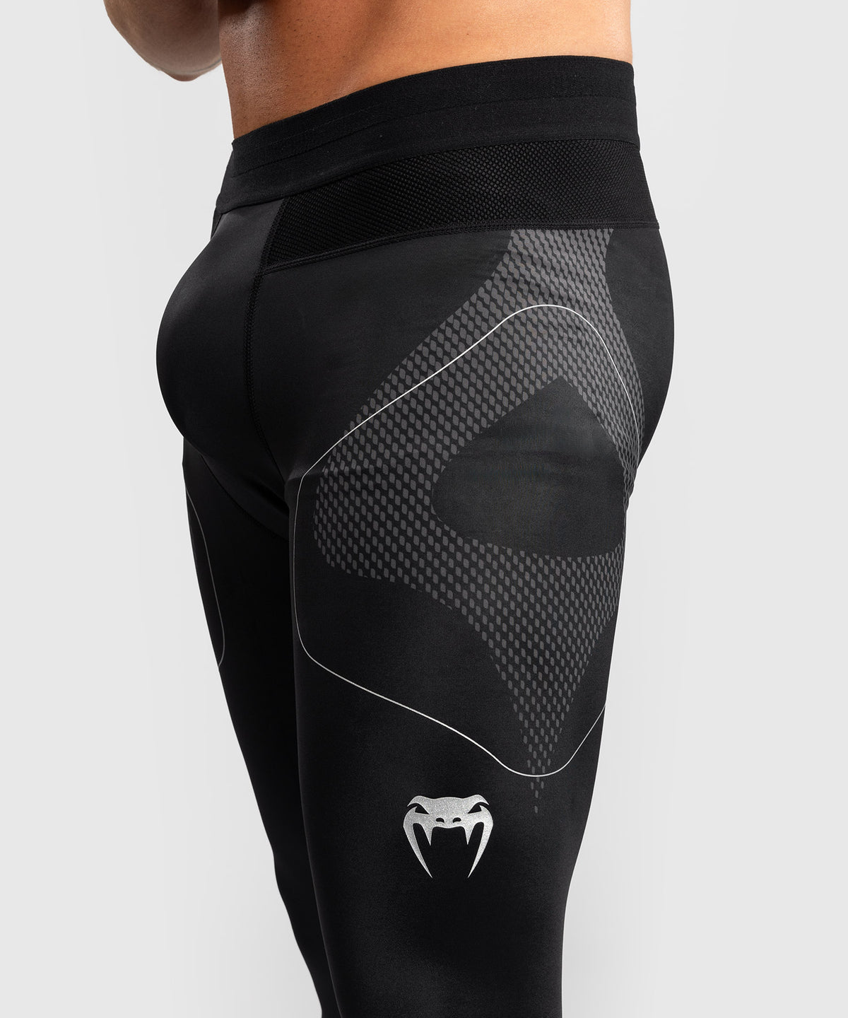 Venum Nexus Pantalones Ajustados – Negro/Plata