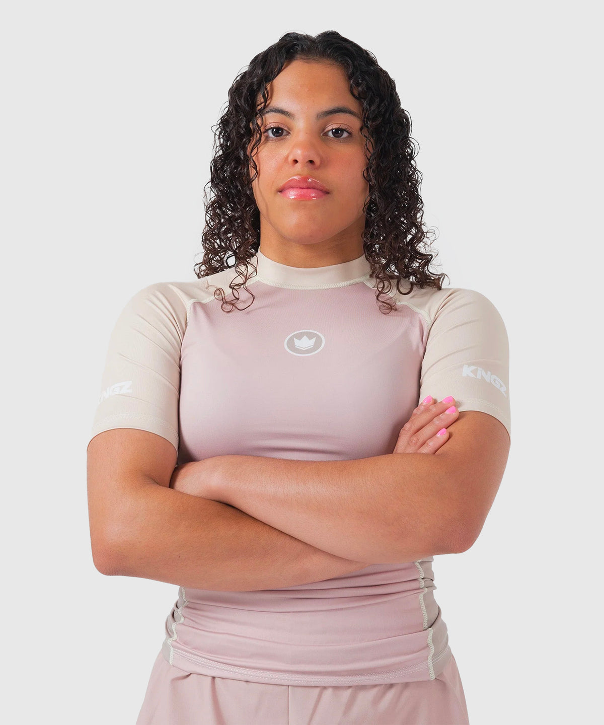 Kingz Terra Rashguard de Manga Corta para Mujer - Rosa/Beige