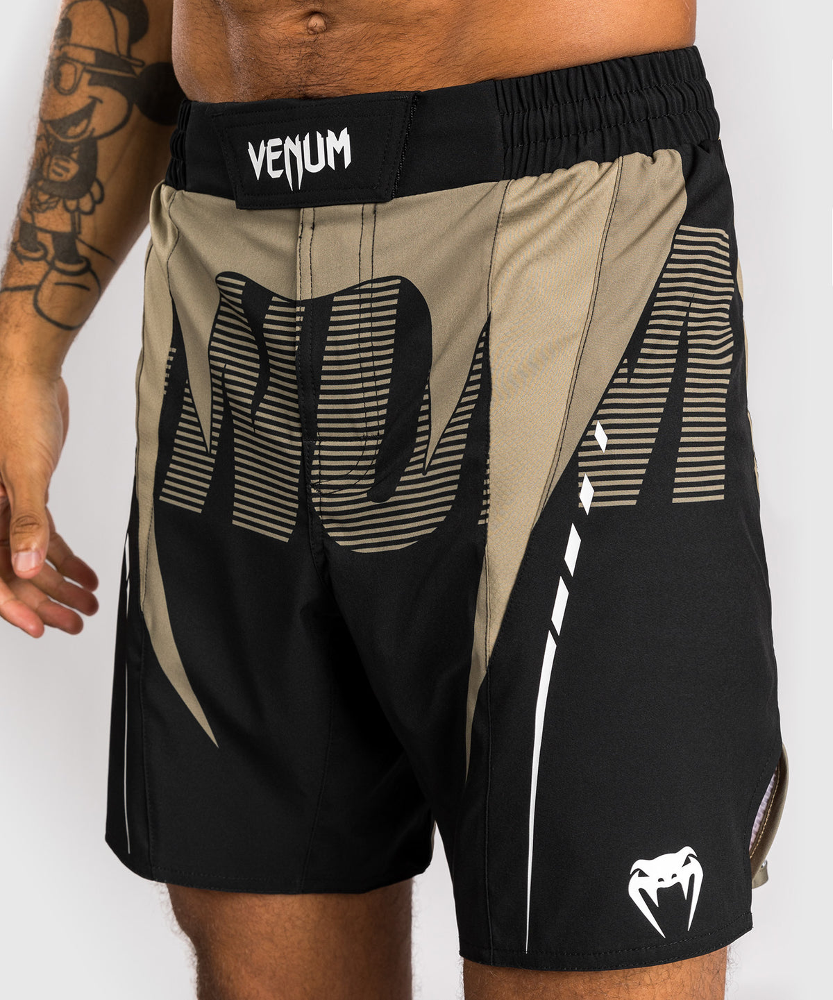 Venum Adrenaline Fightshorts - Black/Sand