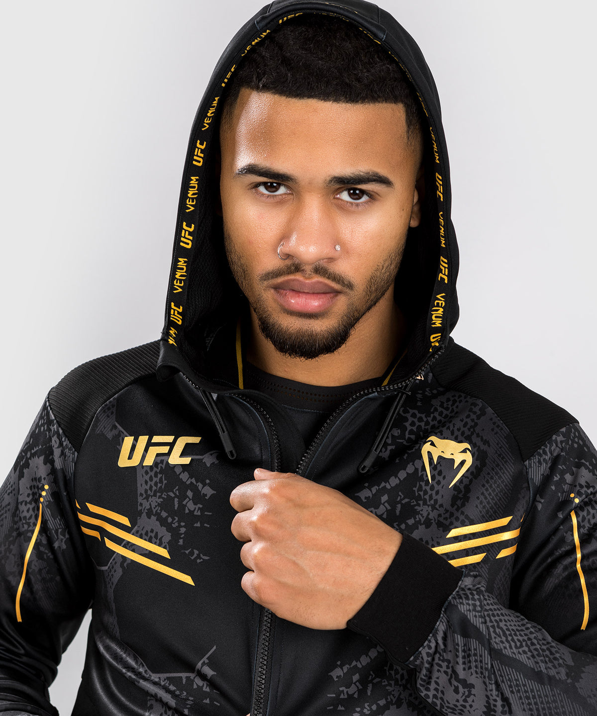 UFC Adrenaline by Venum Authentic Fight Night Sudadera con capucha Walkout para Hombre - Champion