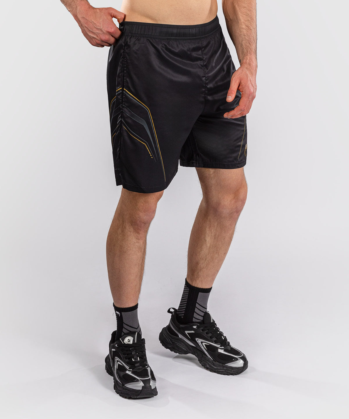 Venum Streamline Training Shorts - Black/Gold