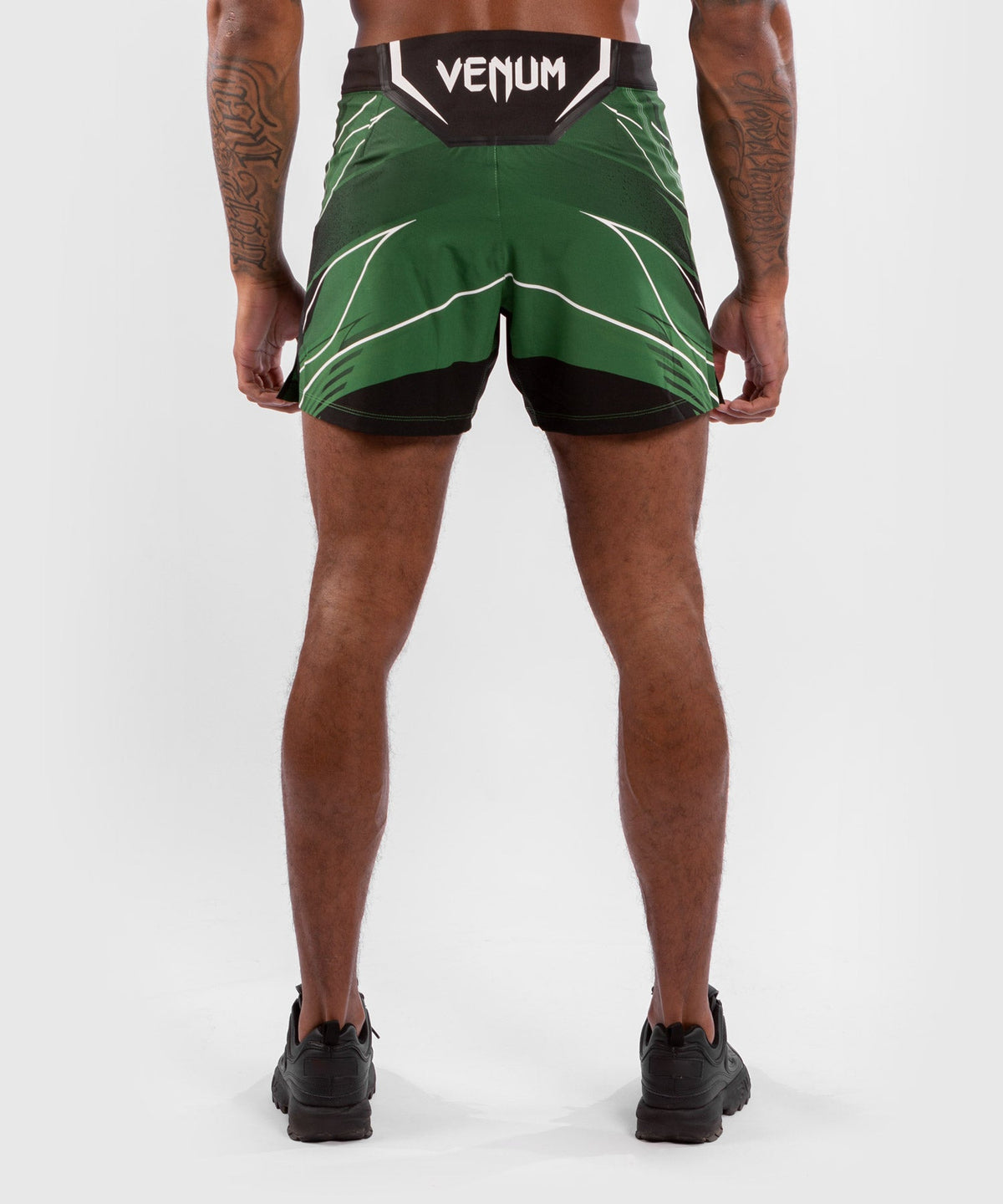 UFC Herren Fightshorts Venum Authentic Fight Night - Kurz geschnitten - Grün