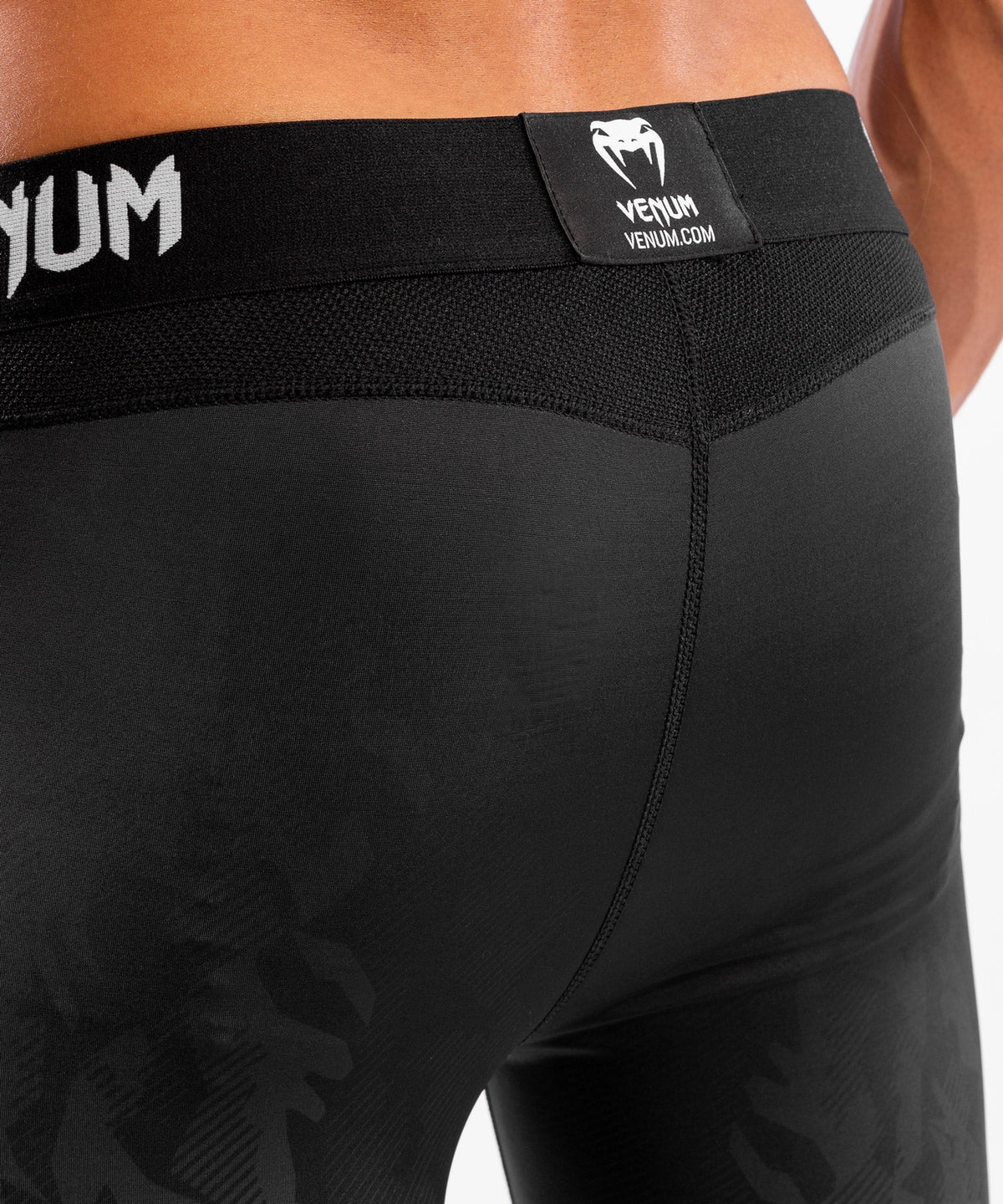 Venum Authentic Fight Week UFC Herren Kompressionshose - Schwarz