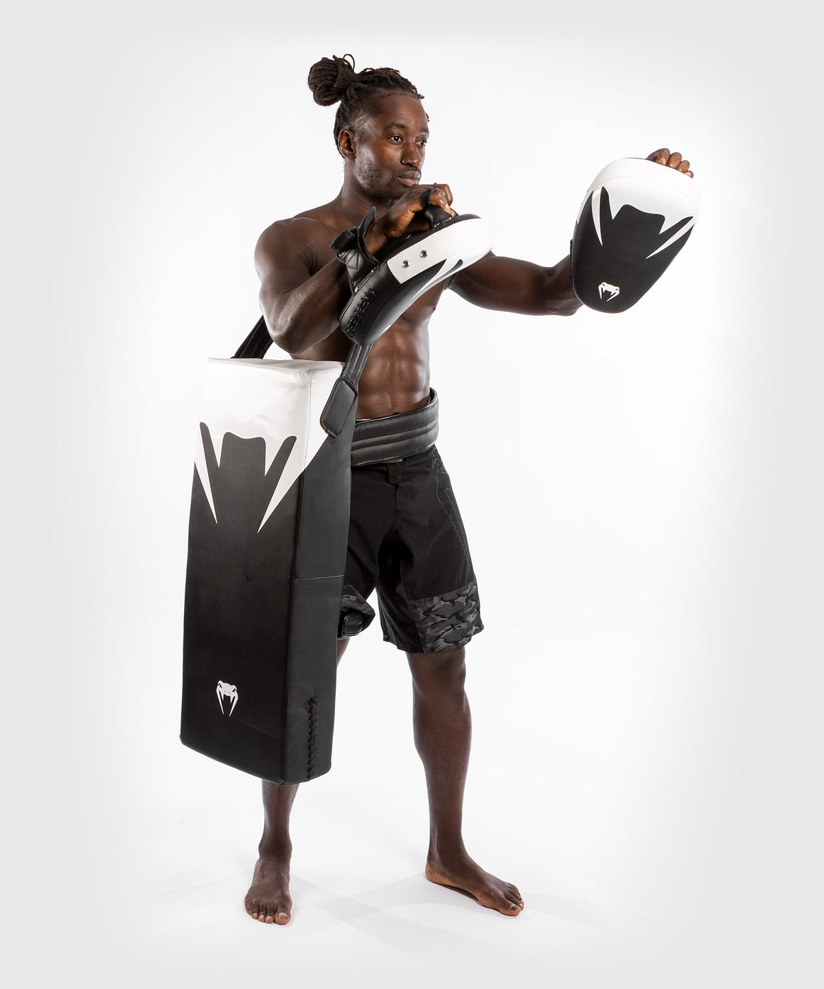 Venum Microfibra Scudo da Kick Boxing - Nero/Bianco