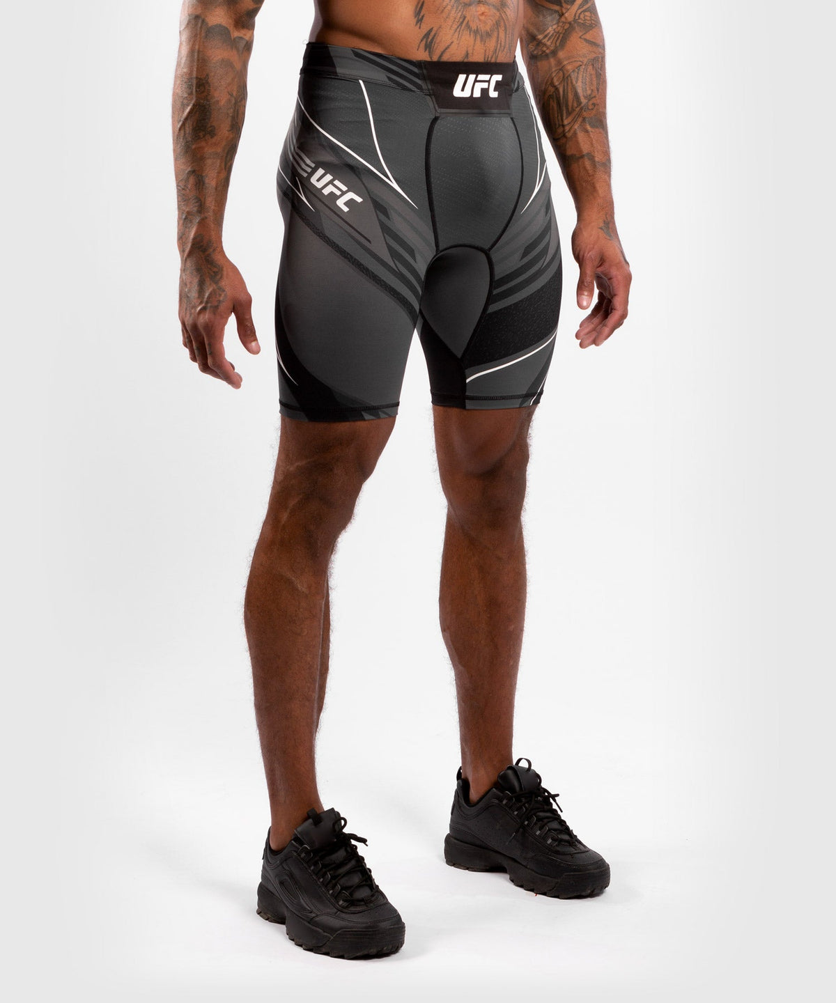 UFC Herren Kompressionsshorts Venum Authentic Fight Night - Long Cut - Schwarz