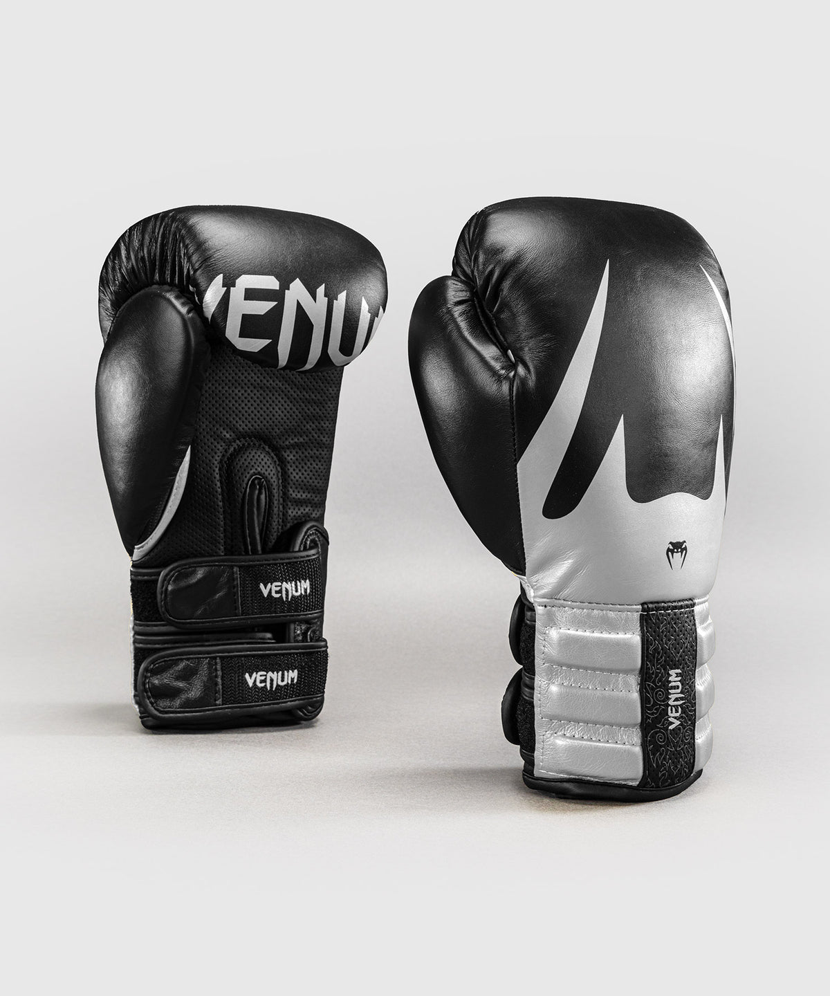 Venum Reverso Boxhandschuhe – Schwarz/Silber