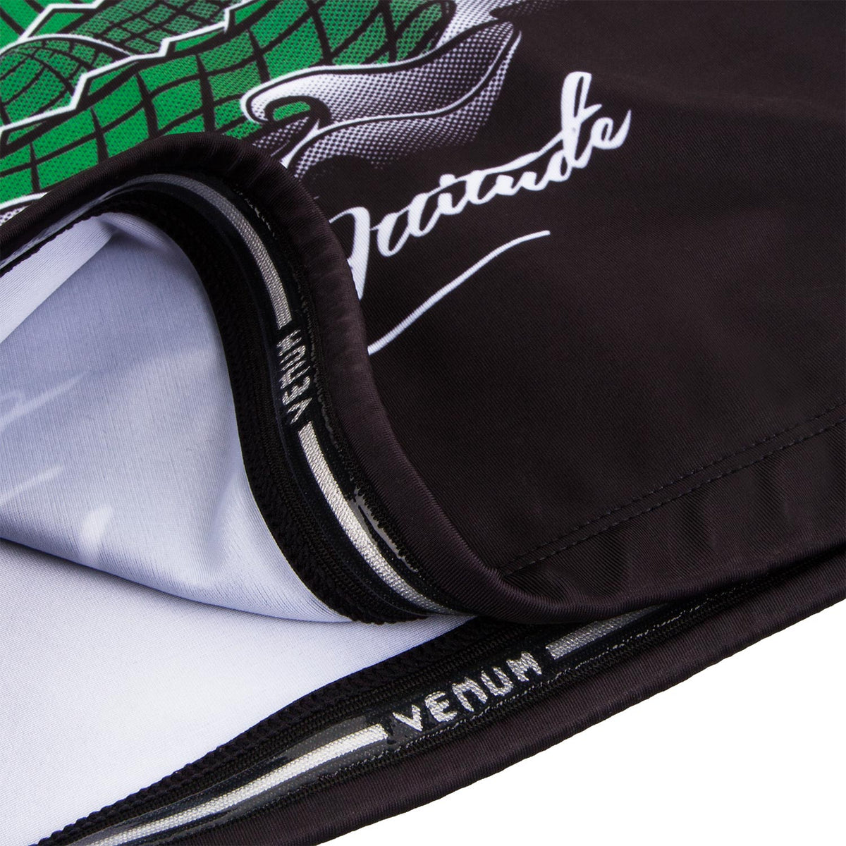 Venum Crocodile Rashguard - Black/Green - Short Sleeves