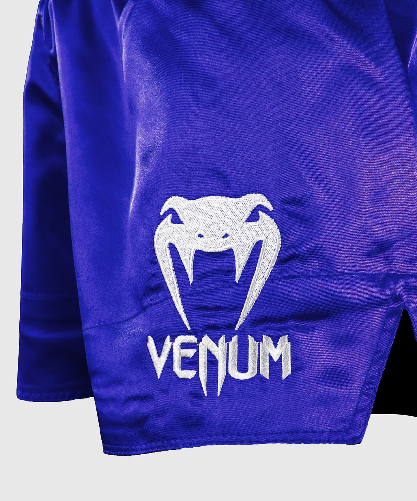 Venum Classic Muay-Thai-Shorts – Blau