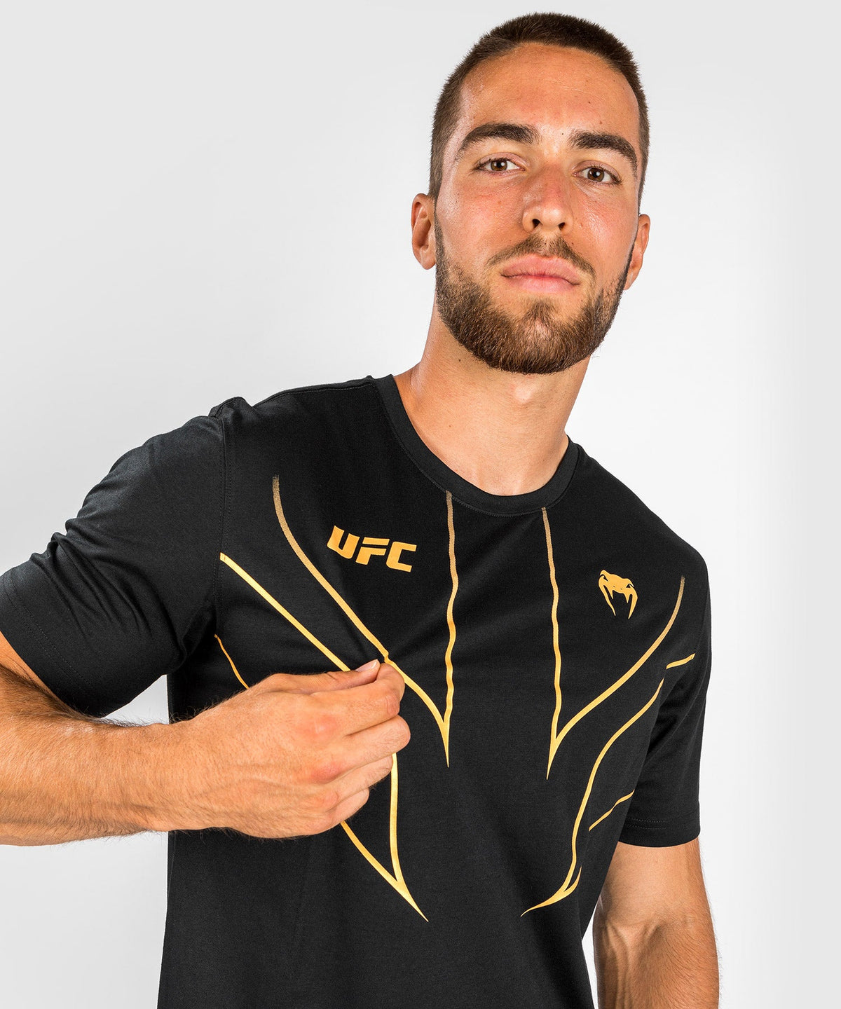 Venum Fight Night 2.0 Replica UFC Männer T-Shirt - - - - - - - - -. Champion