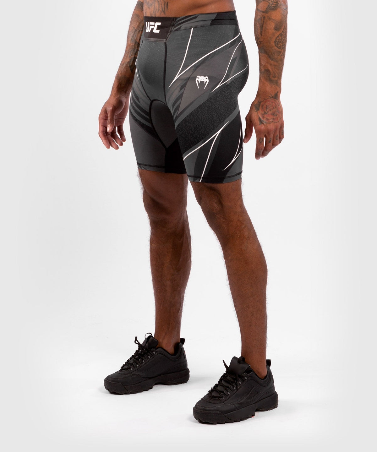 UFC Herren Kompressionsshorts Venum Authentic Fight Night - Long Cut - Schwarz