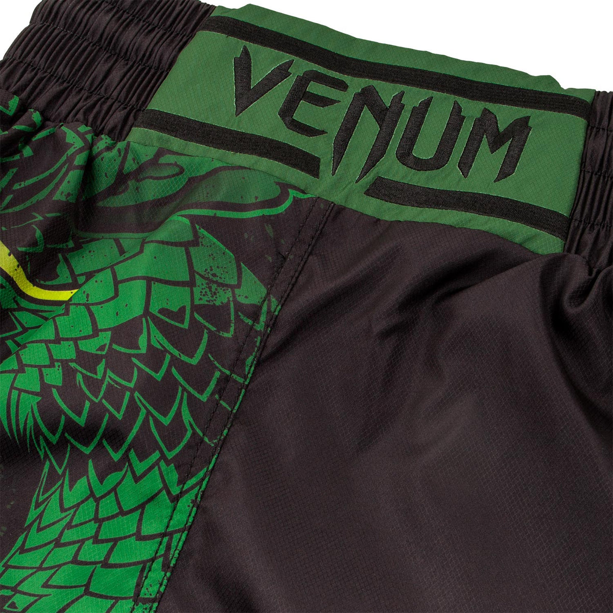 Short de Boxe Venum Green Viper - Noir/Vert