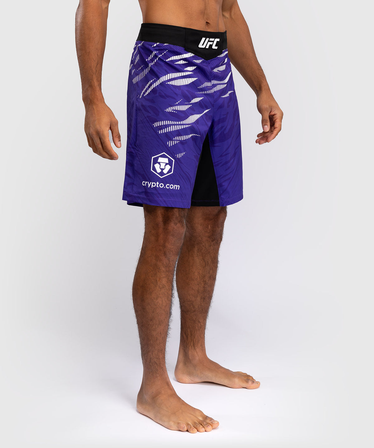 UFC Fusion by Venum Authentic Fight Night Herren Fight Short -Lange Passform - lila