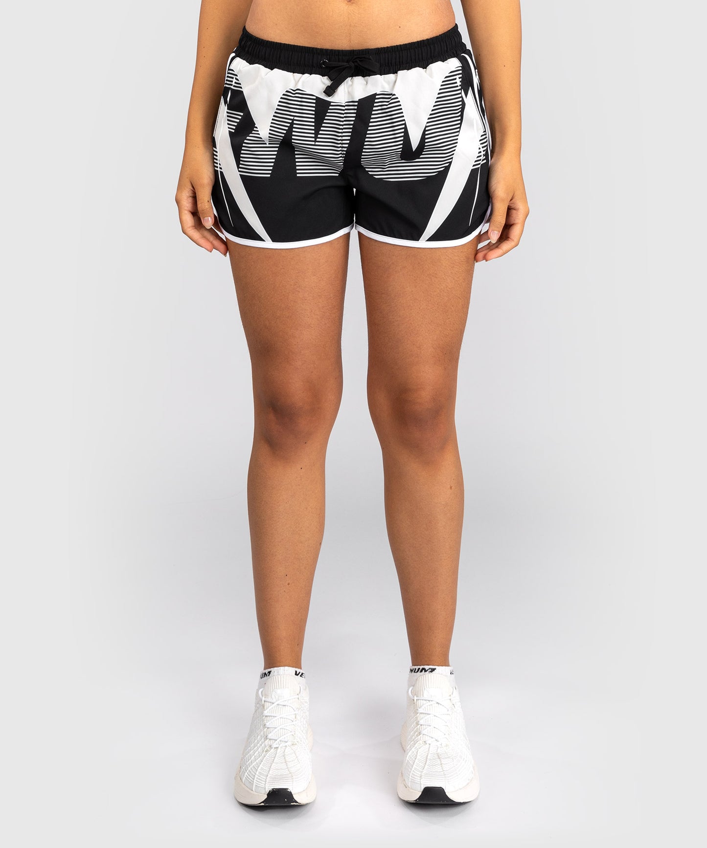 Short d’Entraînement Femme Venum Adrenaline – Noir/Ivoire
