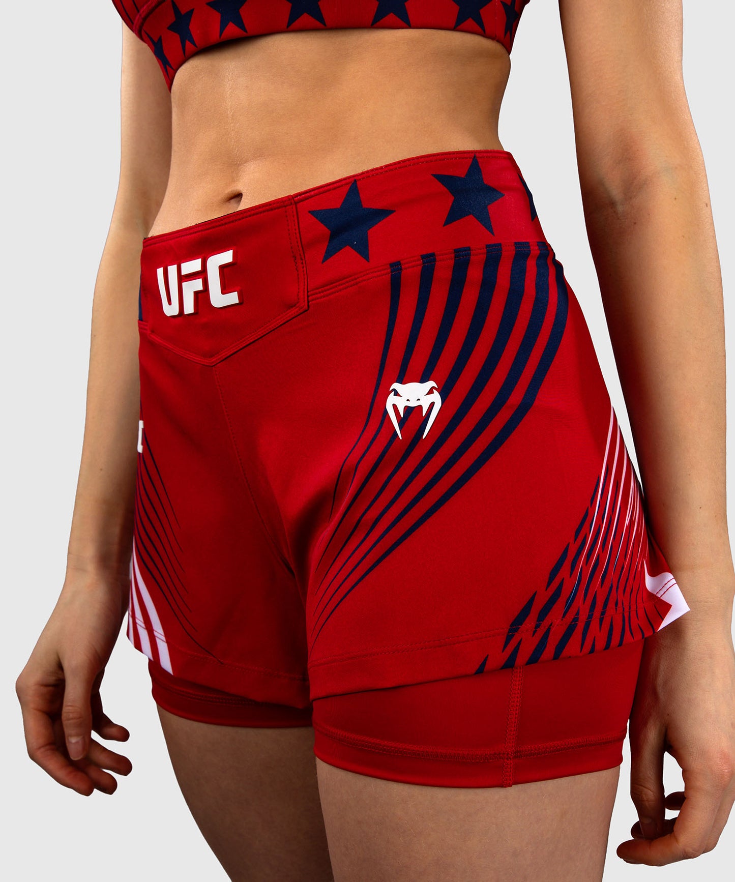 Official UFC Freedom 250 by Venum Authentic Fight Night Fight Shorts für Damen - Rot