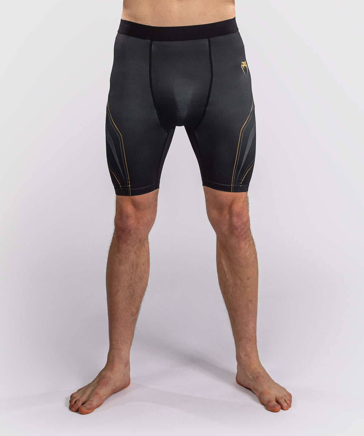 Venum Streamline Kompressionsshort – Schwarz/Gold