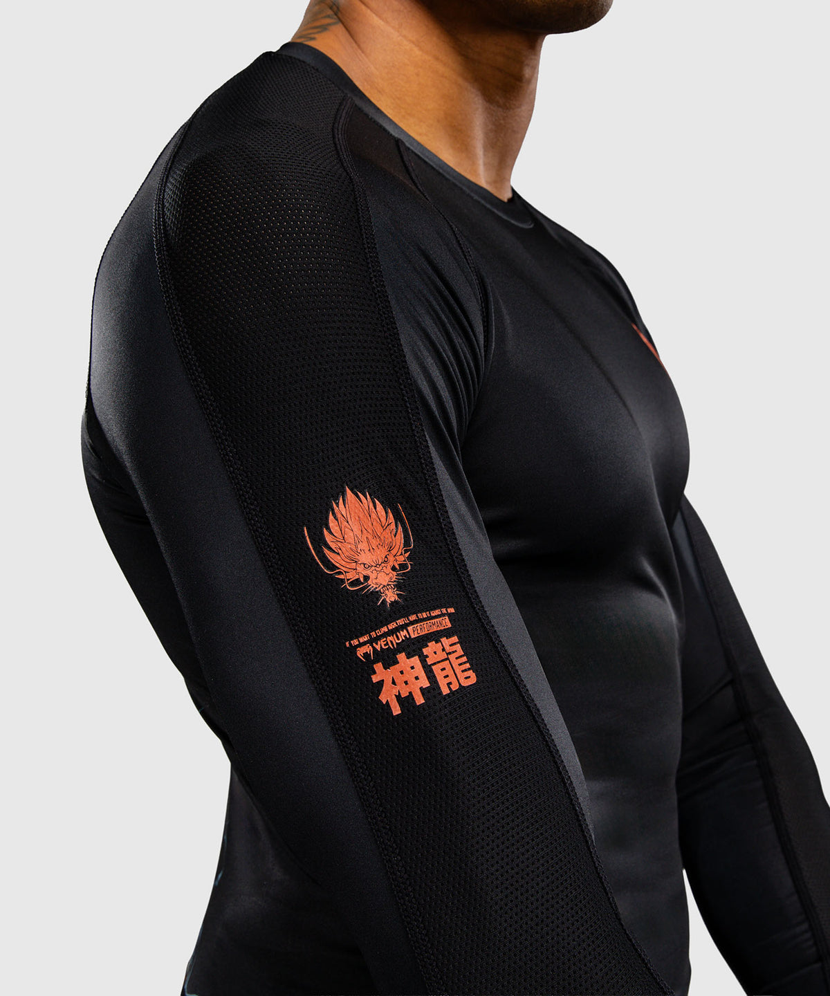 Venum Thunder Dragon Rashguard Manga Larga – Negro/Gris/Cobre