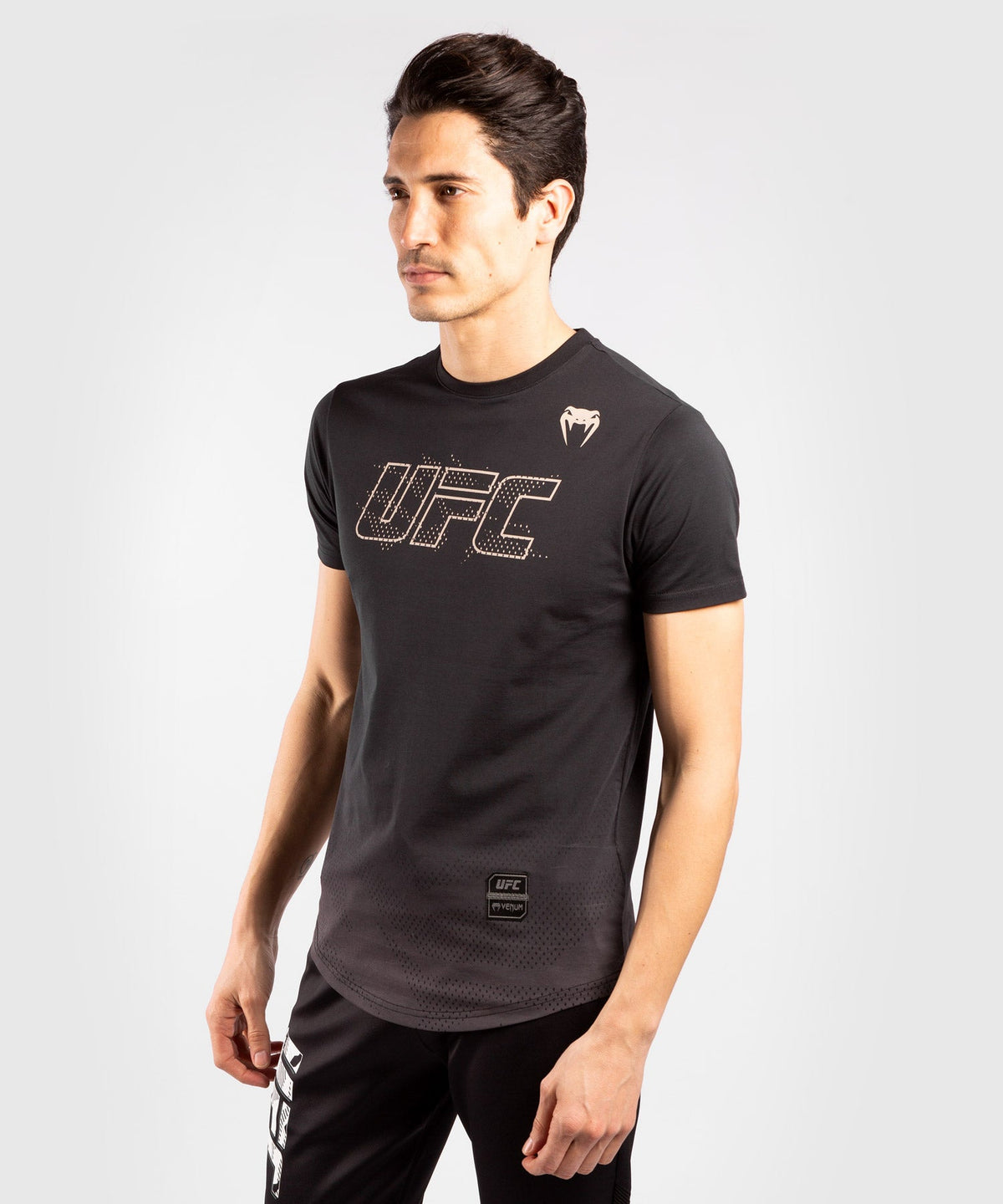 UFC Venum Authentic Fight Week Herren Kurzarm-Baumwoll-T-Shirt - Schwarz