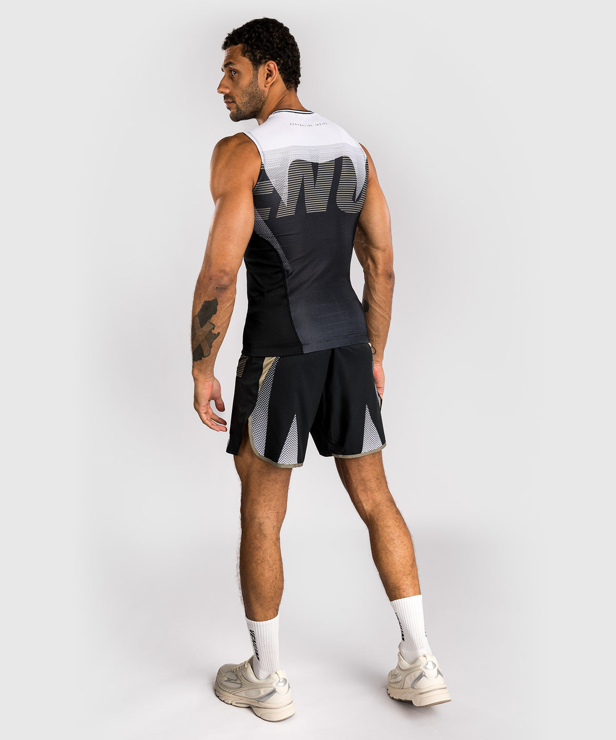 Rashguard Sans Manches Venum Adrenaline – Noir/Sable