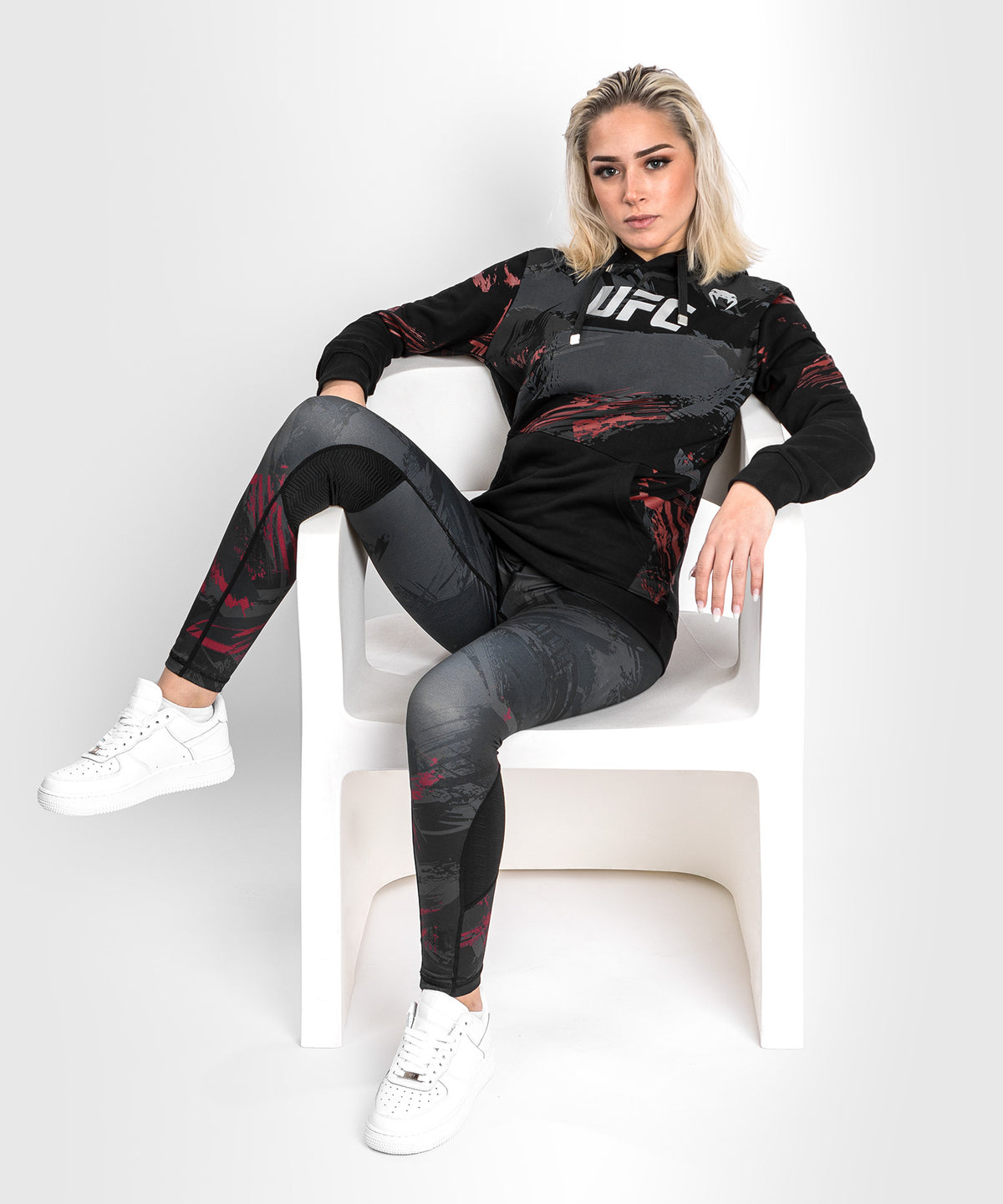 Sudadera con capucha UFC Venum Authentic Fight Week 2.0 - Para mujer - Negro
