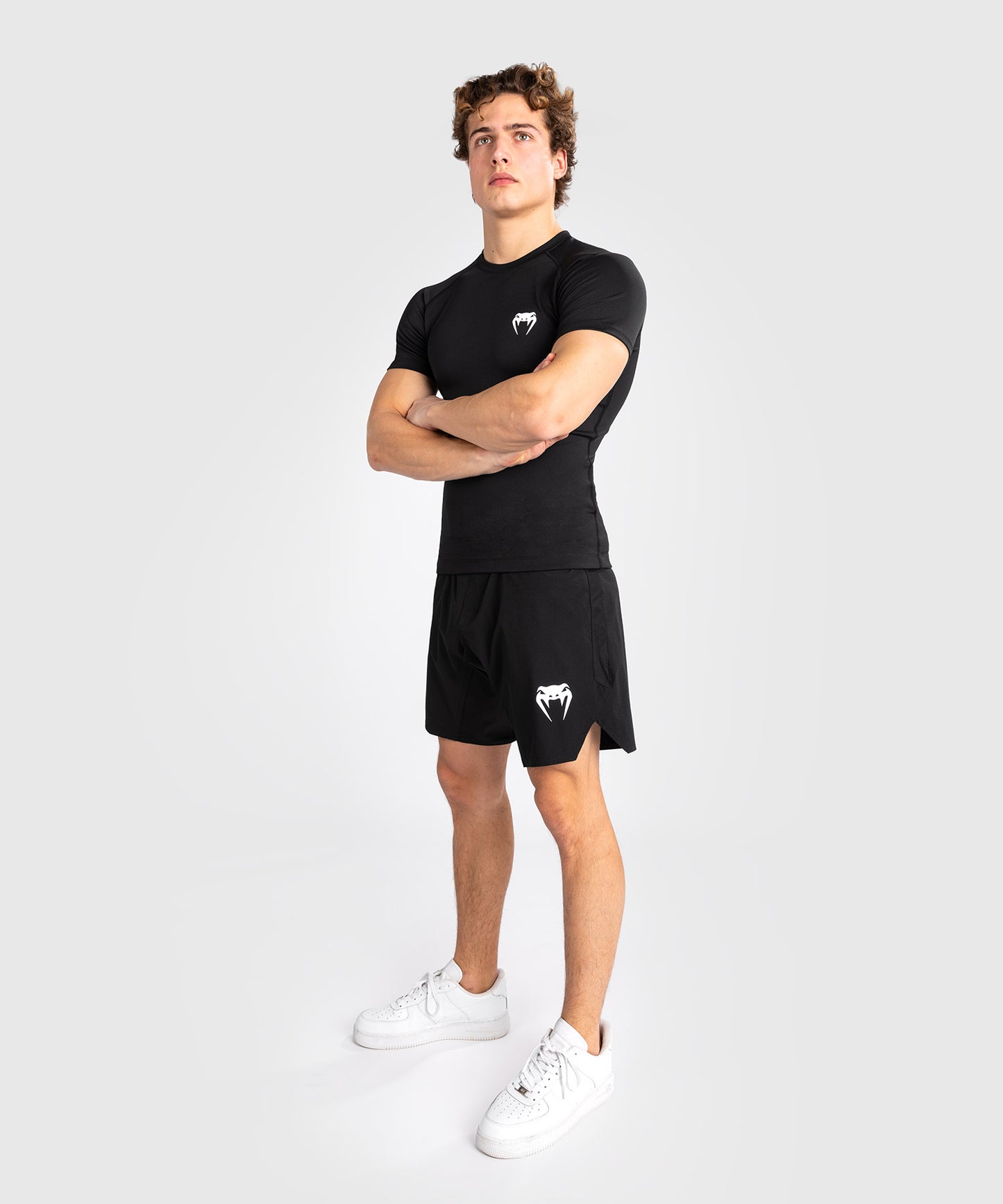 Venum Contender Lycra de manga corta para hombre - Negro/Blanco