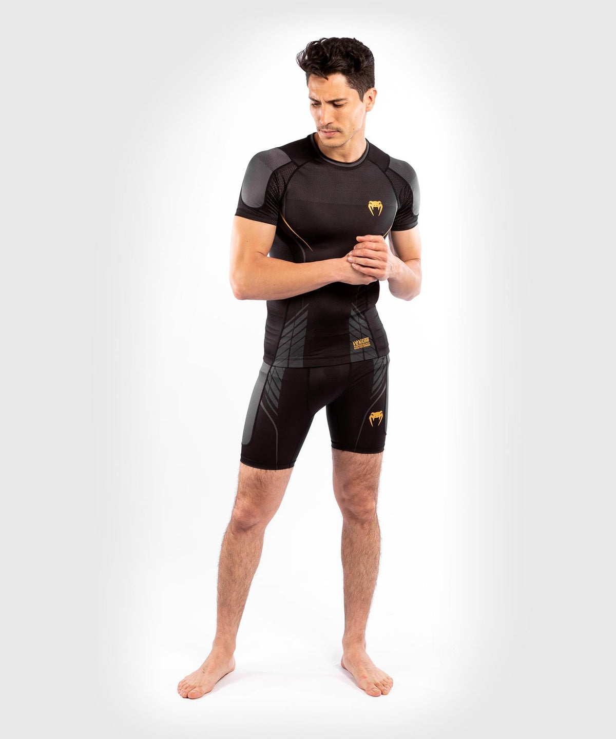 T-Shirt de Compression Venum Athletics - Manches Courtes – Noir/Or