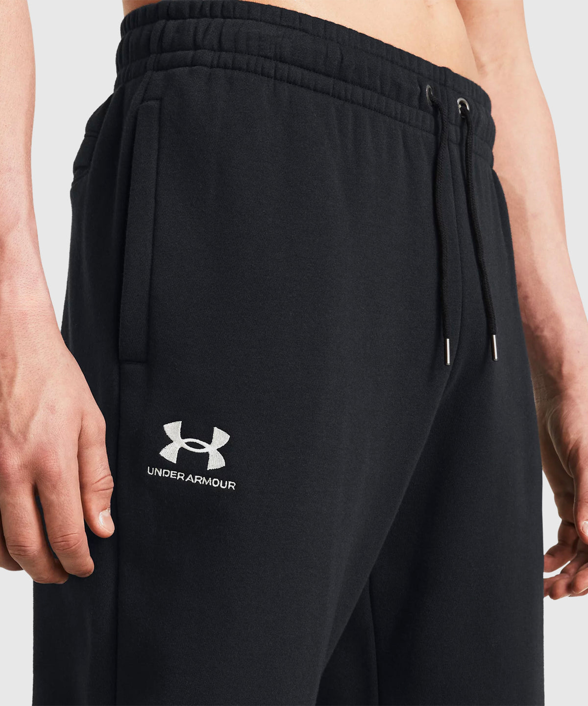 Under Armour Ua Essential Fleece Jogginghose – Schwarz