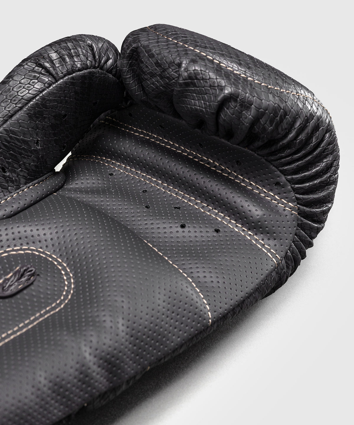 Venum Impact Evo Scales Boxhandschuhe – Dunkelgrau