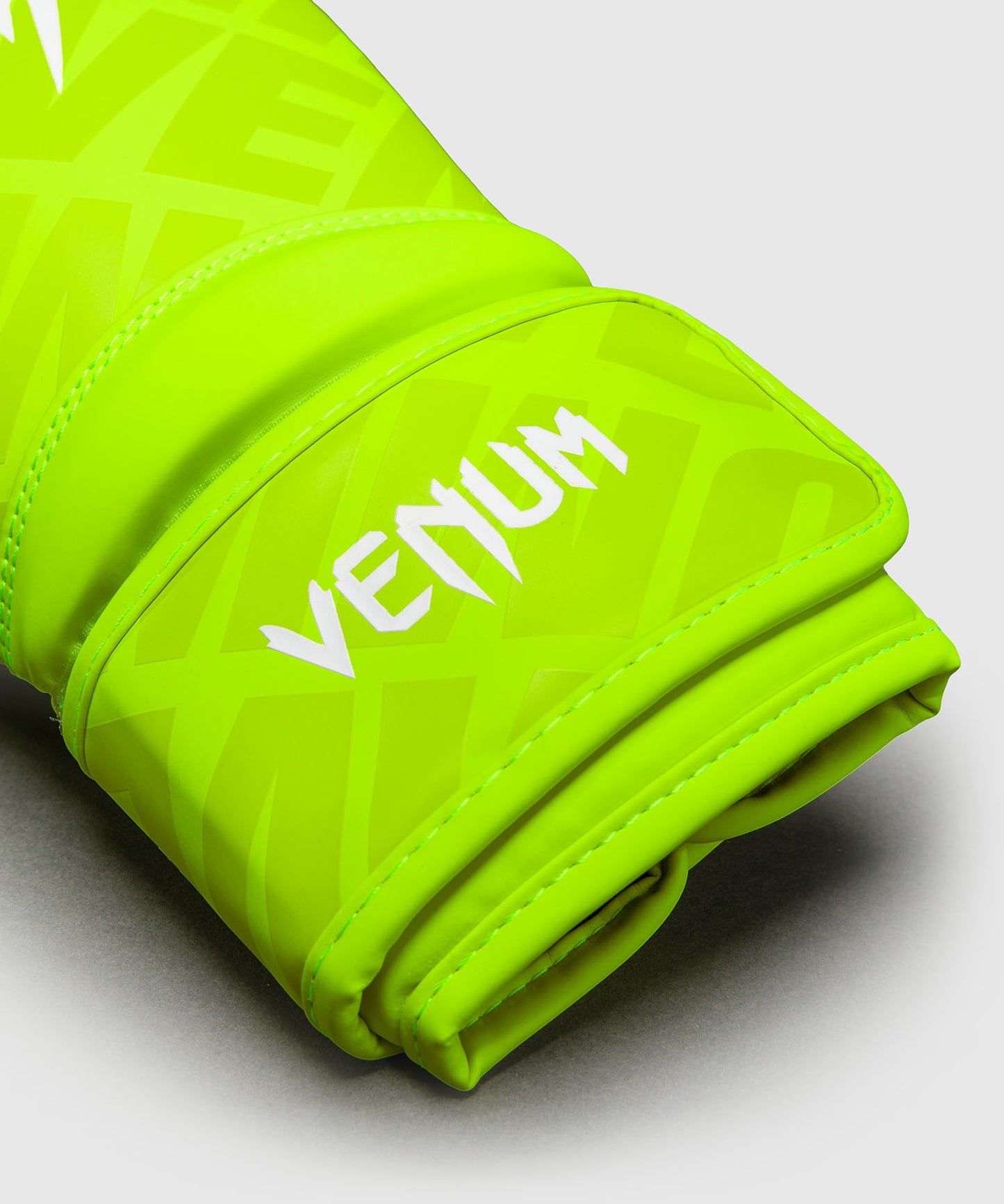 Venum Contender 1.5 XT 3D Boxing Gloves - Neon Yellow